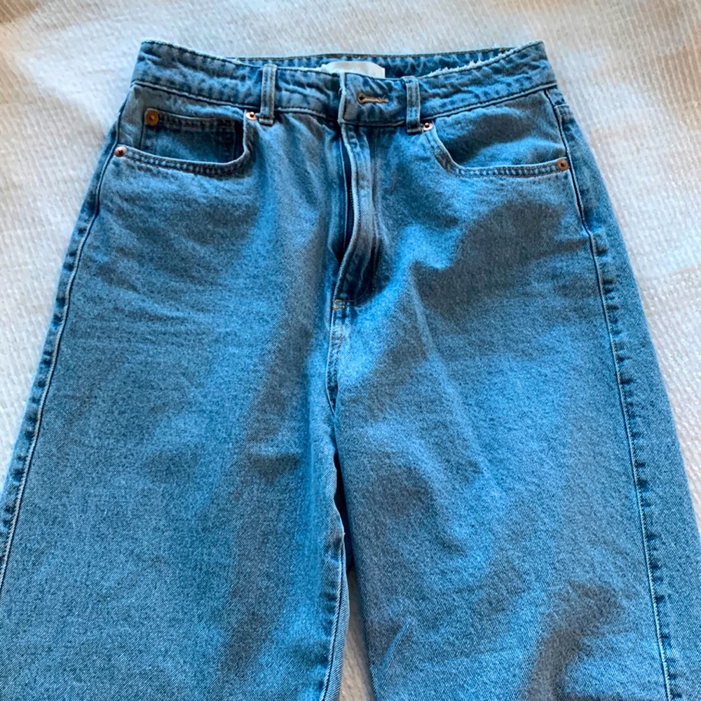 High Wasted Straight Leg Mom Jeans